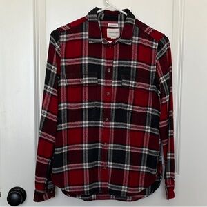 American Eagle Outfitters Red and Black Plaid flannel long sleeve shirt.